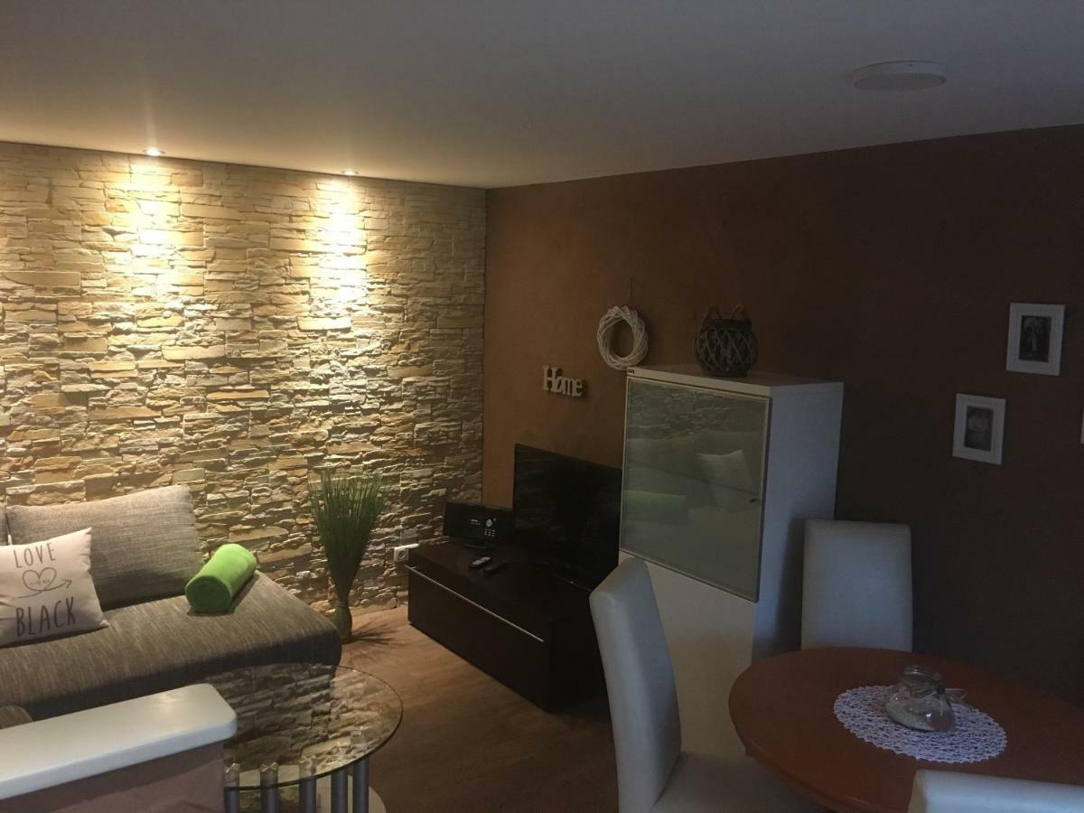 Ferienwohnung "Zur Glocke" Burg  Bagian luar foto